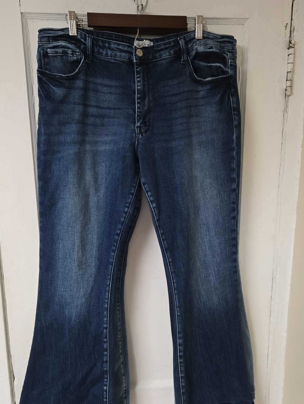 2 Pairs Bailey Made Women's Flare Jeans 20 W